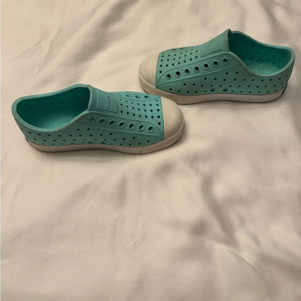 Native Kids Jefferson aqua pool Perforated Water Shoes kid toddler size 11